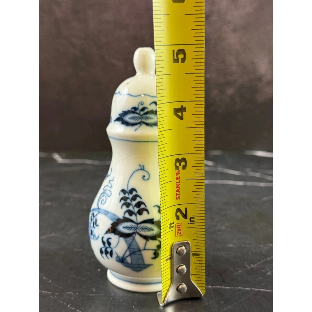 VTG Blue Danube Blue Onion Pattern Pepper Shaker Rectangle Stamp 5in